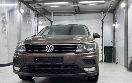 Volkswagen Tiguan I, 2017 год, 2 350 000 рублей, 13 фотография