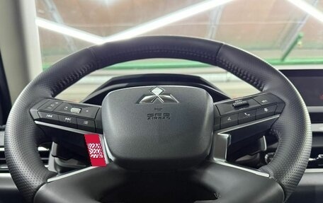 Mitsubishi Outlander, 2023 год, 3 650 000 рублей, 16 фотография