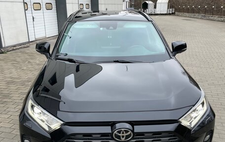 Toyota RAV4, 2021 год, 4 100 000 рублей, 11 фотография