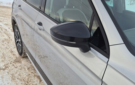 Volkswagen Tiguan II, 2019 год, 2 770 000 рублей, 12 фотография