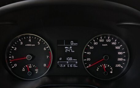 KIA Rio IV, 2018 год, 1 349 000 рублей, 13 фотография