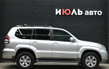 Toyota Land Cruiser Prado 120 рестайлинг, 2008 год, 2 000 000 рублей, 9 фотография