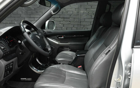 Toyota Land Cruiser Prado 120 рестайлинг, 2008 год, 2 000 000 рублей, 20 фотография