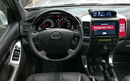 Toyota Land Cruiser Prado 120 рестайлинг, 2008 год, 2 000 000 рублей, 13 фотография