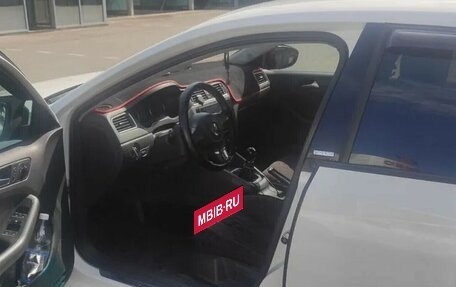 Volkswagen Jetta VI, 2014 год, 950 000 рублей, 2 фотография