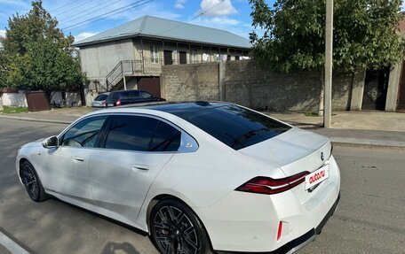 BMW 5 серия, 2024 год, 7 000 000 рублей, 4 фотография