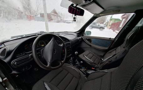 Chevrolet Niva I рестайлинг, 2004 год, 250 000 рублей, 6 фотография