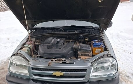 Chevrolet Niva I рестайлинг, 2004 год, 250 000 рублей, 7 фотография