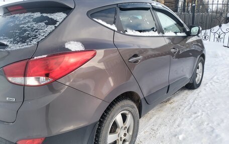 Hyundai ix35 I рестайлинг, 2014 год, 1 470 000 рублей, 2 фотография