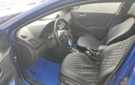 Hyundai Solaris II рестайлинг, 2012 год, 750 000 рублей, 5 фотография