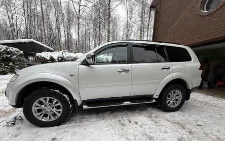 Mitsubishi Pajero Sport II рестайлинг, 2015 год, 1 500 000 рублей, 12 фотография