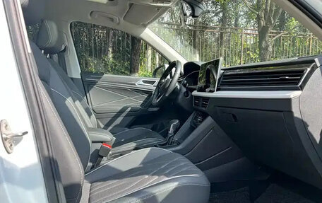 Volkswagen Tiguan II, 2023 год, 2 590 000 рублей, 19 фотография