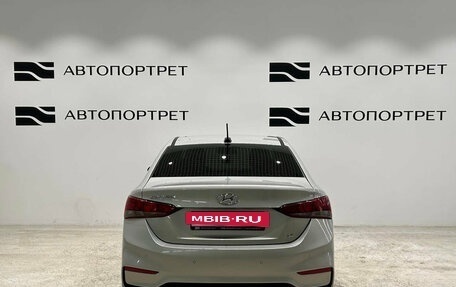 Hyundai Solaris II рестайлинг, 2018 год, 999 000 рублей, 4 фотография