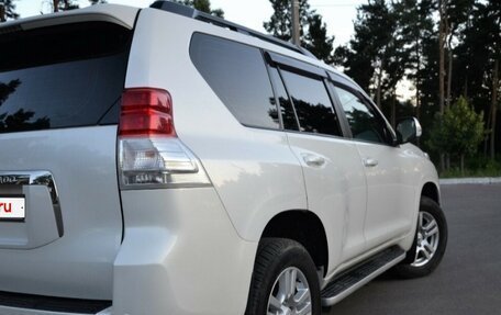 Toyota Land Cruiser Prado 150 рестайлинг 2, 2011 год, 2 850 000 рублей, 6 фотография