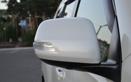 Toyota Land Cruiser Prado 150 рестайлинг 2, 2011 год, 2 850 000 рублей, 11 фотография