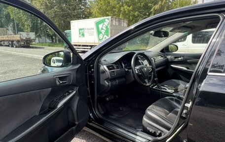 Toyota Camry, 2017 год, 2 150 000 рублей, 5 фотография