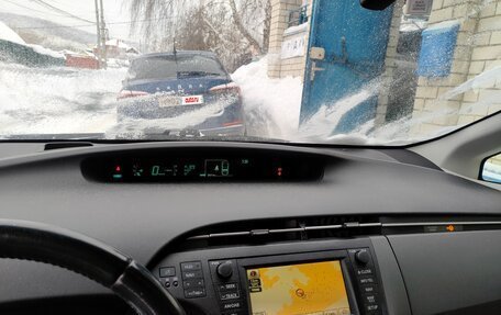 Toyota Prius, 2010 год, 1 150 000 рублей, 9 фотография