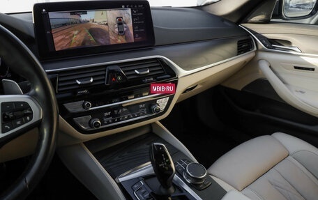 BMW 5 серия, 2021 год, 5 999 000 рублей, 22 фотография