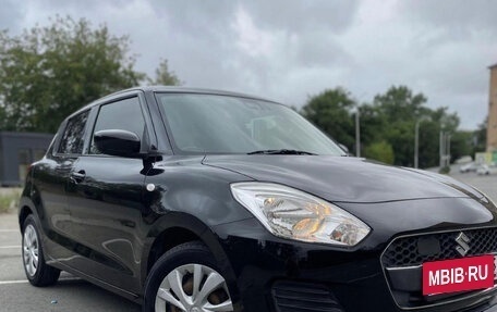 Suzuki Swift V, 2020 год, 900 000 рублей, 3 фотография