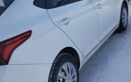 Hyundai Solaris II рестайлинг, 2018 год, 1 350 000 рублей, 14 фотография