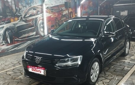 Volkswagen Jetta VI, 2013 год, 910 000 рублей, 5 фотография