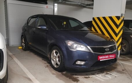 KIA cee'd I рестайлинг, 2010 год, 670 000 рублей, 3 фотография