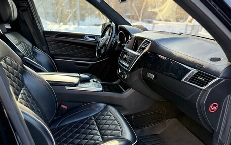 Mercedes-Benz GL-Класс, 2012 год, 2 600 000 рублей, 9 фотография