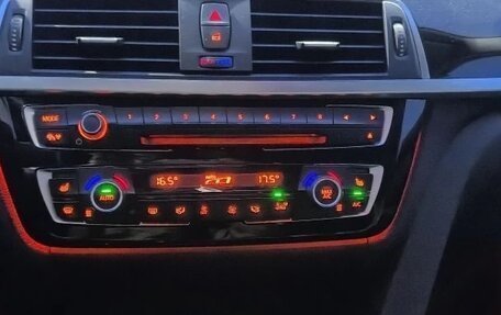 BMW 3 серия, 2015 год, 1 650 000 рублей, 14 фотография