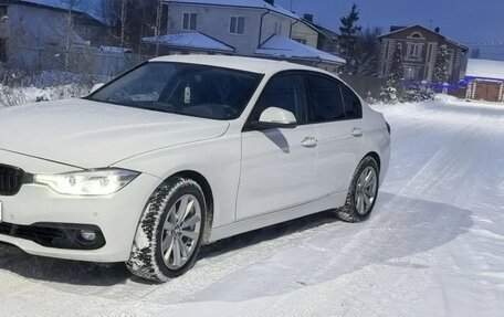 BMW 3 серия, 2015 год, 1 650 000 рублей, 12 фотография