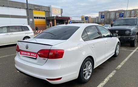 Volkswagen Jetta VI, 2013 год, 1 050 000 рублей, 5 фотография