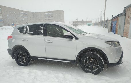 Toyota RAV4, 2013 год, 1 800 000 рублей, 4 фотография