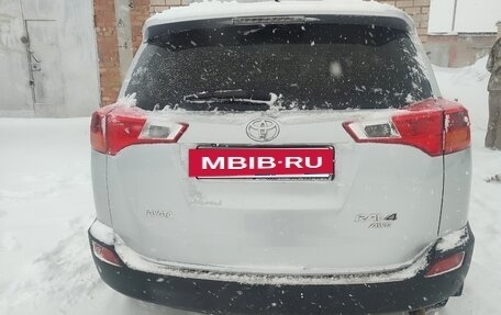 Toyota RAV4, 2013 год, 1 800 000 рублей, 5 фотография