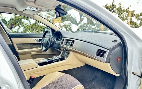 Jaguar XF I рестайлинг, 2013 год, 1 370 000 рублей, 12 фотография