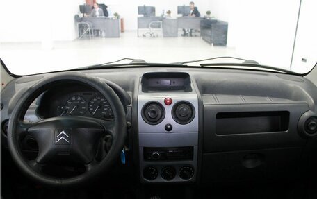 Peugeot Partner II рестайлинг 2, 2011 год, 485 000 рублей, 11 фотография