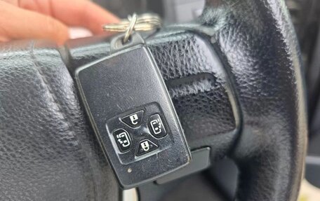 Toyota ISis I, 2013 год, 1 550 000 рублей, 16 фотография