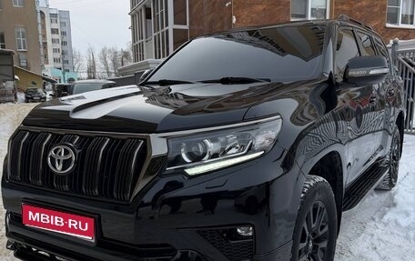 Toyota Land Cruiser Prado 150 рестайлинг 2, 2021 год, 6 700 000 рублей, 1 фотография