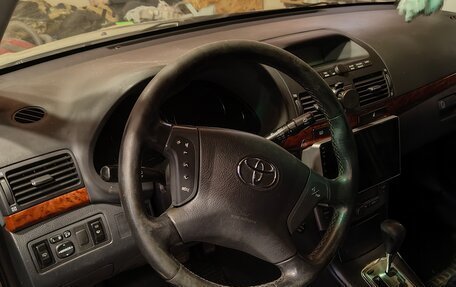 Toyota Avensis III рестайлинг, 2004 год, 870 000 рублей, 7 фотография