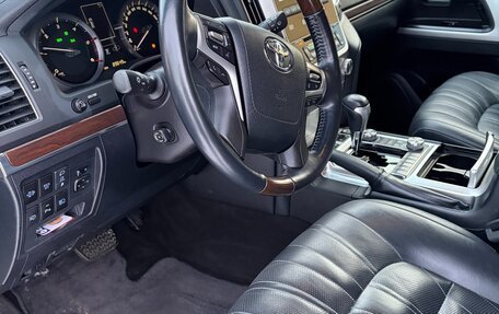 Toyota Land Cruiser 200, 2019 год, 8 200 000 рублей, 3 фотография