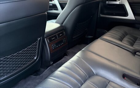 Toyota Land Cruiser 200, 2019 год, 8 200 000 рублей, 5 фотография