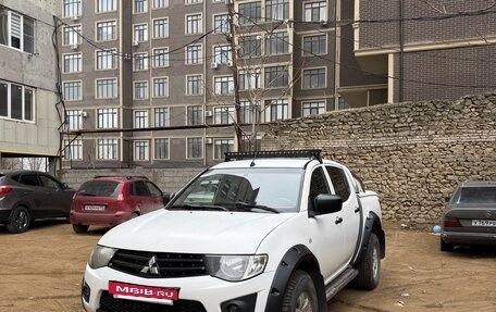 Mitsubishi L200 IV рестайлинг, 2010 год, 1 400 000 рублей, 4 фотография