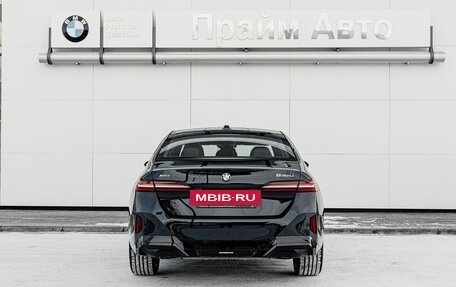 BMW 5 серия, 2025 год, 8 990 000 рублей, 4 фотография