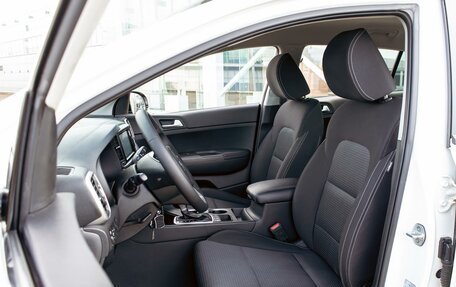 KIA Sportage IV рестайлинг, 2019 год, 2 395 000 рублей, 11 фотография