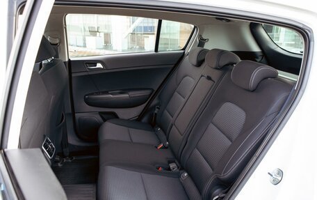 KIA Sportage IV рестайлинг, 2019 год, 2 395 000 рублей, 17 фотография