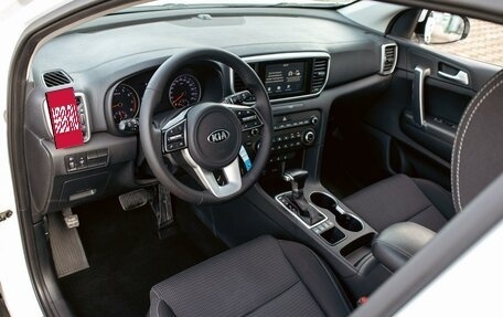 KIA Sportage IV рестайлинг, 2019 год, 2 395 000 рублей, 13 фотография