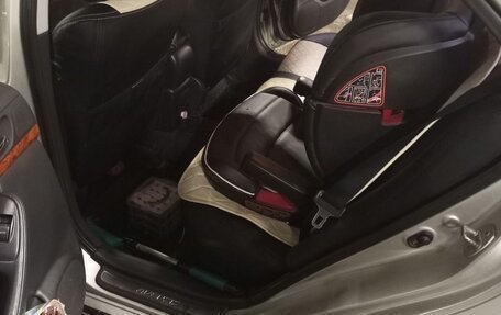 Toyota Avensis III рестайлинг, 2004 год, 470 000 рублей, 24 фотография