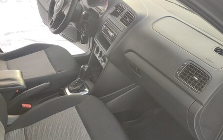 Volkswagen Polo VI (EU Market), 2011 год, 777 777 рублей, 15 фотография