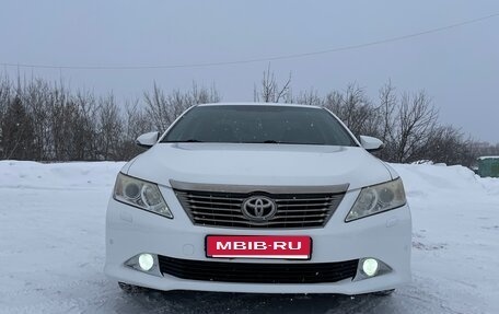 Toyota Camry, 2013 год, 2 029 999 рублей, 2 фотография