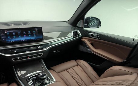 BMW X7, 2025 год, 19 300 000 рублей, 24 фотография