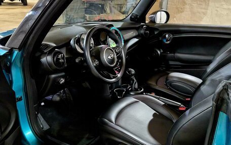 MINI Cabrio, 2017 год, 1 730 000 рублей, 13 фотография