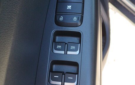 KIA Sportage IV рестайлинг, 2019 год, 2 400 000 рублей, 13 фотография